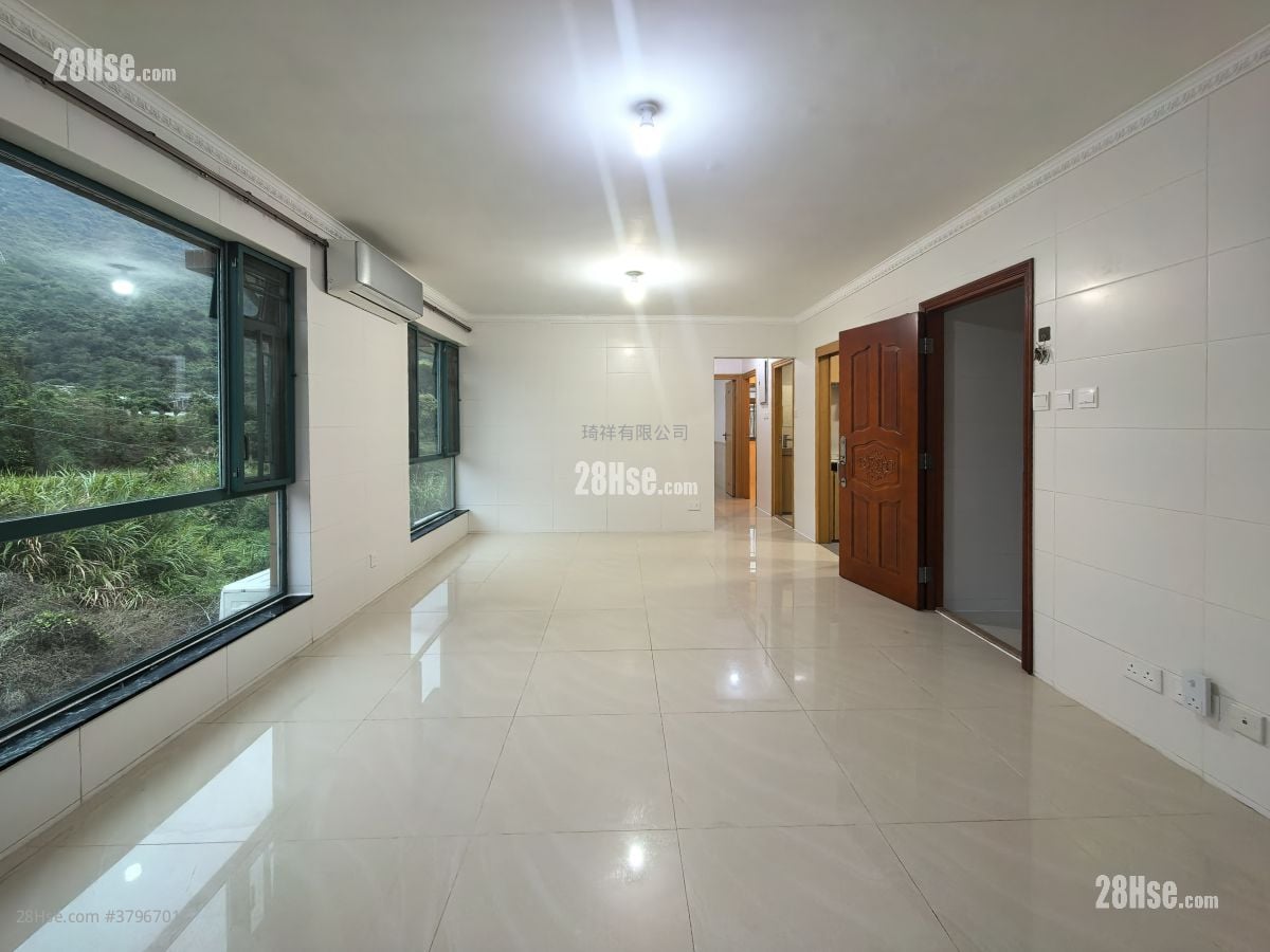 Village Rental 3 Bedrooms , 1 Bathroom