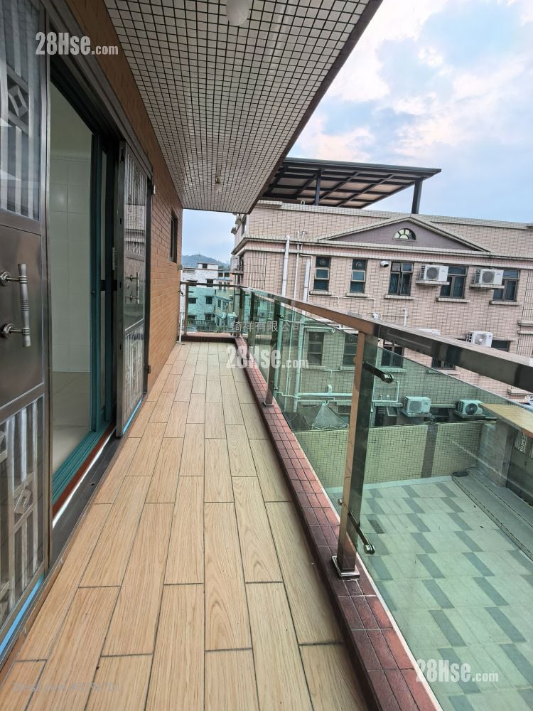 Village Rental 3 Bedrooms , 1 Bathroom