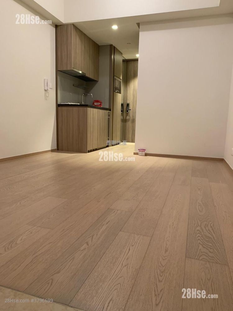 The Met. Acappella Rental Studio , 1 Bathroom 252 ft²