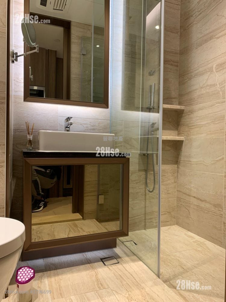 The Met. Acappella Rental Studio , 1 Bathroom 252 ft²