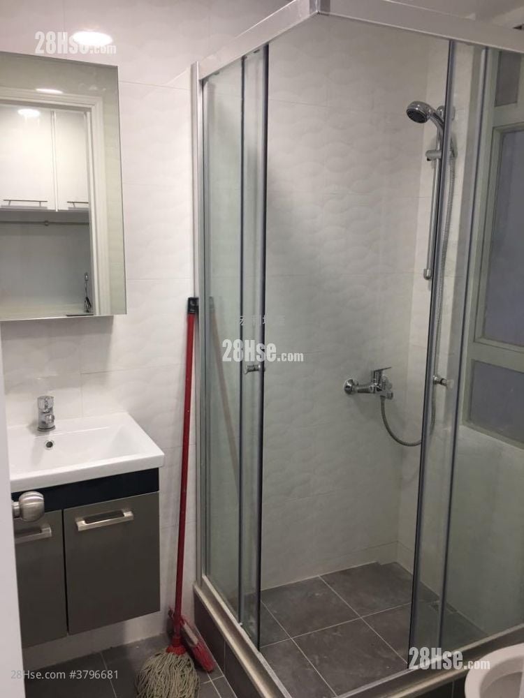 Wai Sun Building Sell 1 Bathroom 256 ft²