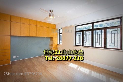 琼峰园 租盘 4 房 , 2 浴室 2,379 平方尺