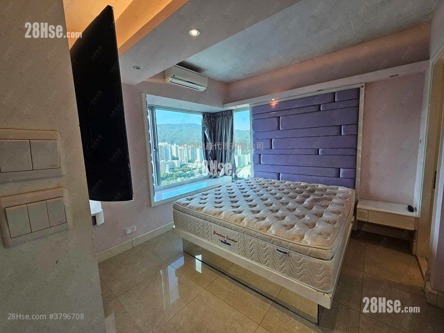 Festival City Sell 3 Bedrooms , 2 Bathrooms 842 ft²