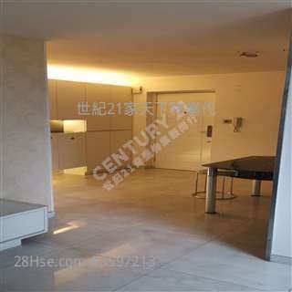 富荣花园 售盘 3 房 , 2 浴室 592 平方尺