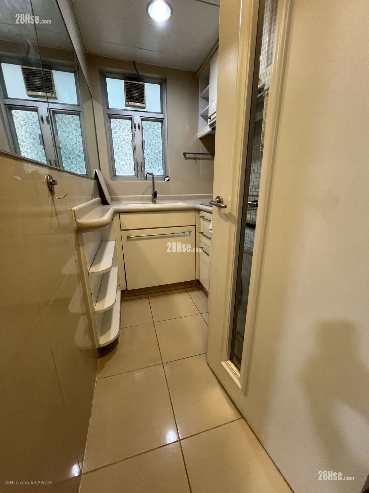 The Pacifica Sell 2 Bedrooms , 1 Bathroom 464 ft²