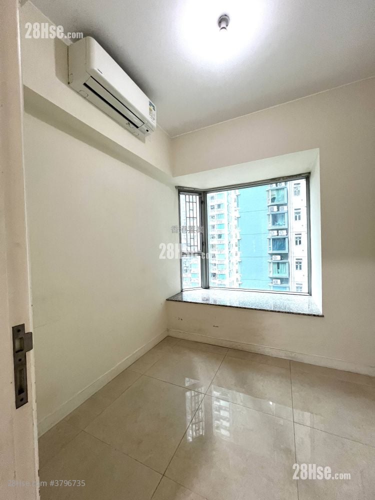 The Pacifica Sell 2 Bedrooms , 1 Bathroom 464 ft²