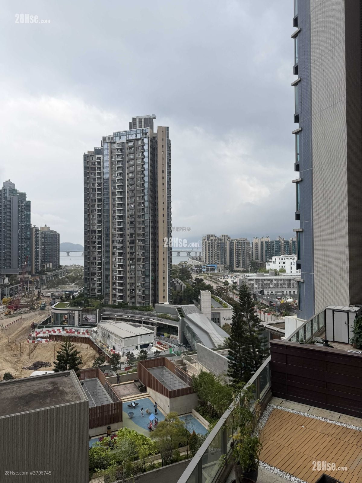 The Wings Sell 3 Bedrooms 872 ft²