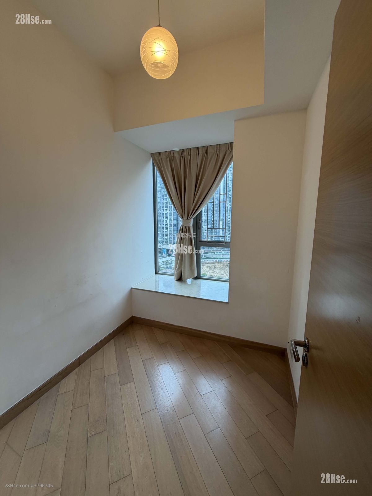 The Wings Sell 3 Bedrooms 872 ft²