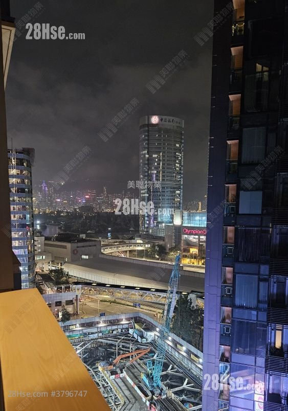 Aquila Square Mile Rental 1 Bedroom , 1 Bathroom 256 ft²