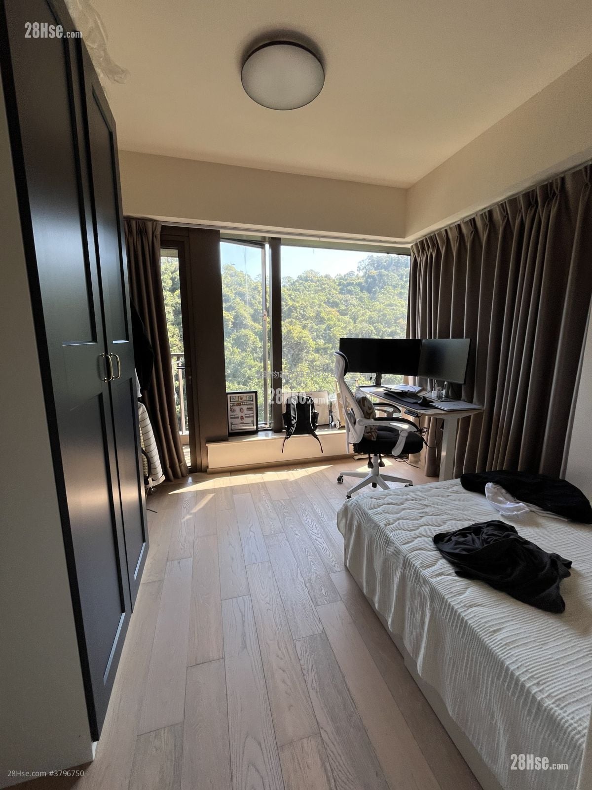 Island Garden Rental 4 Bedrooms , 3 Bathrooms 1,188 ft²