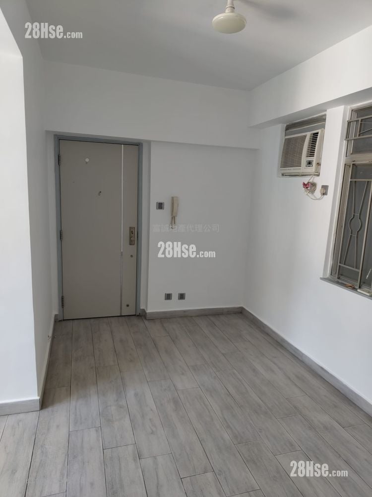 Hsin Kuang Centre Sell 2 Bedrooms , 1 Bathroom 412 ft²