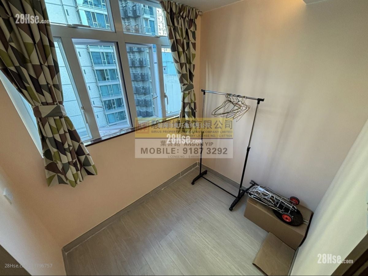 广兴大厦 售盘 2 房 , 1 浴室 389 平方尺