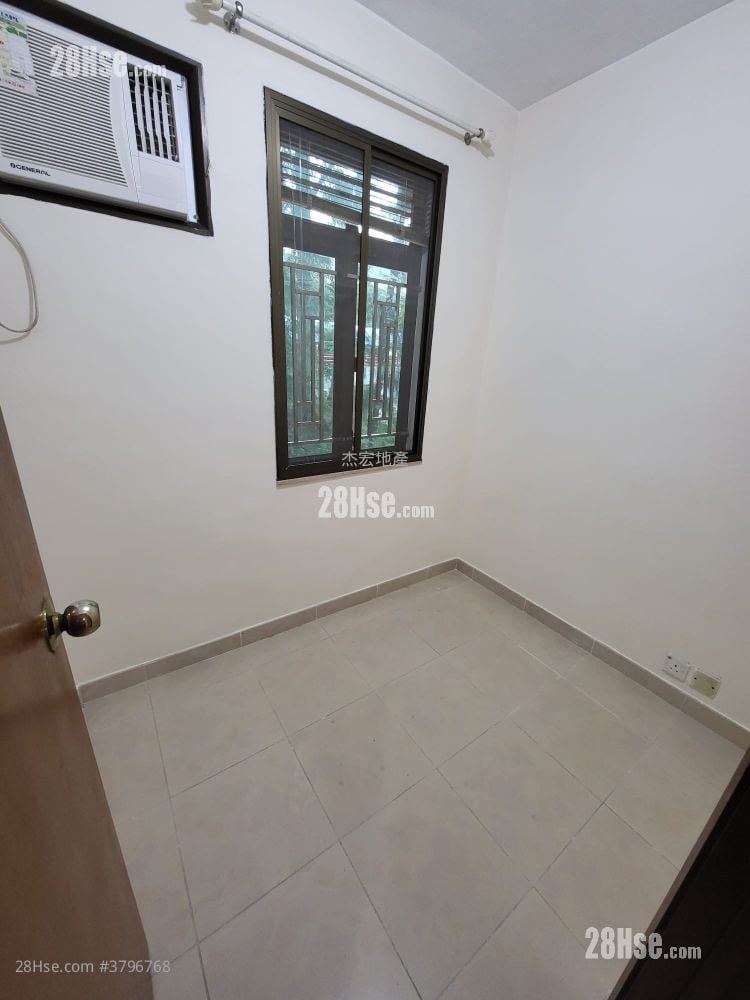 bedroom 2: Hin Tin Village Rental 3 Bedrooms , 2 Bathrooms