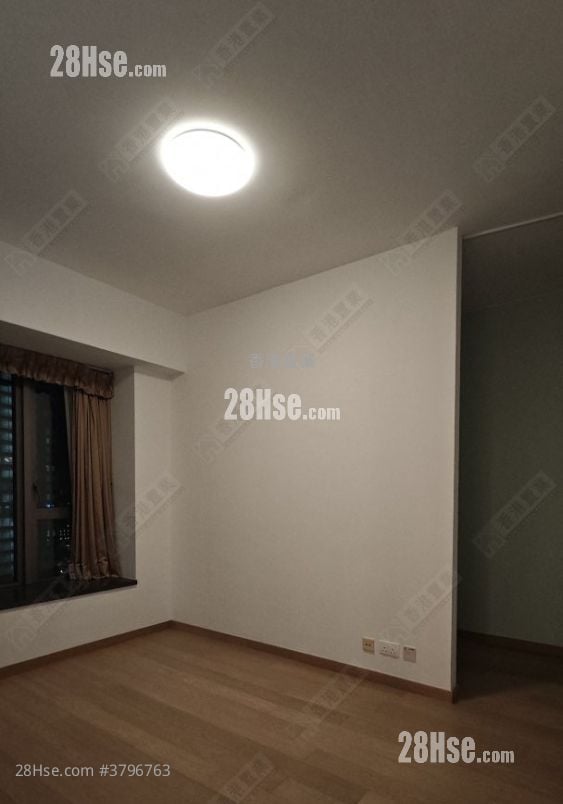 The Austin Rental 3 Bedrooms , 2 Bathrooms 966 ft²