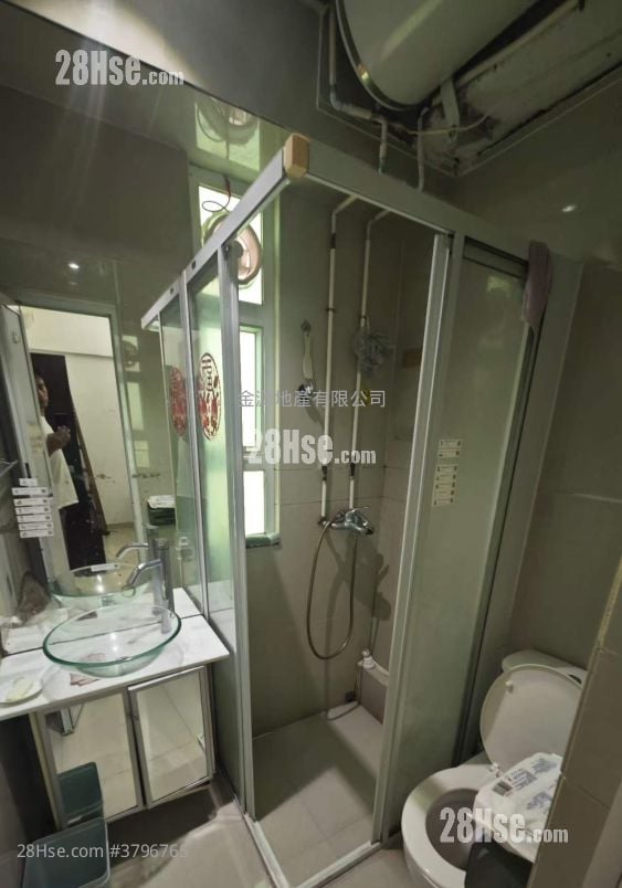 大华大厦 租盘 4 房 , 1 浴室 465 平方尺