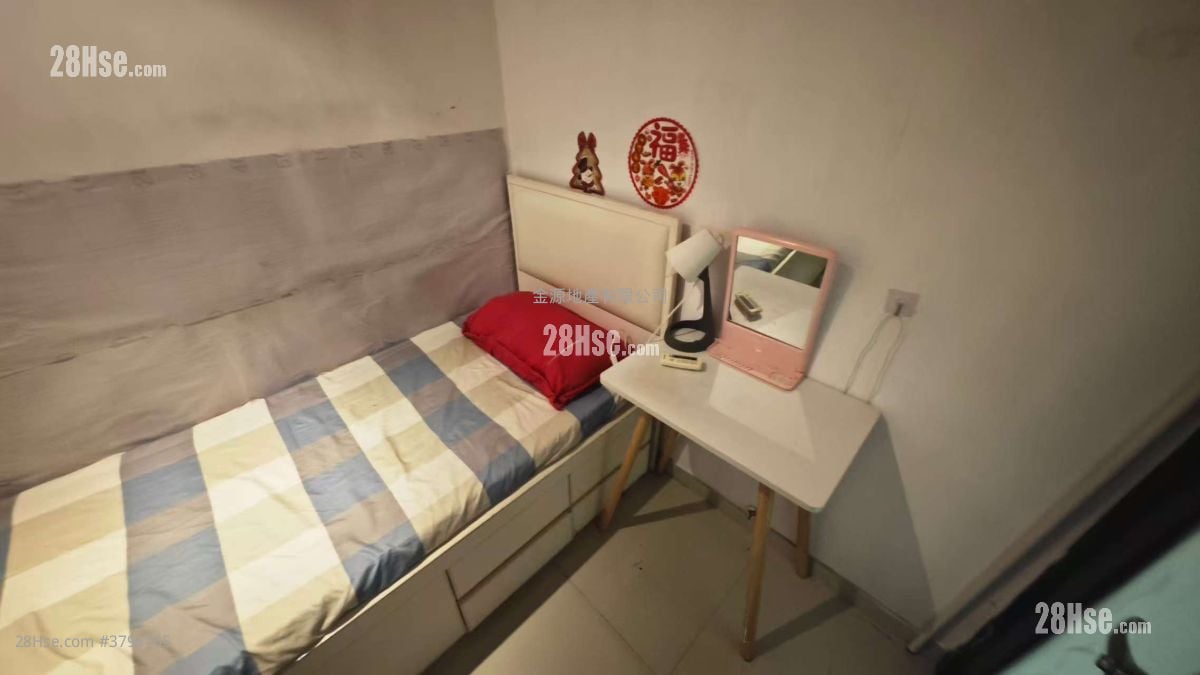 大华大厦 租盘 4 房 , 1 浴室 465 平方尺