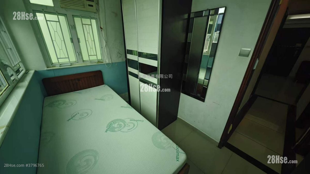 大华大厦 租盘 4 房 , 1 浴室 465 平方尺