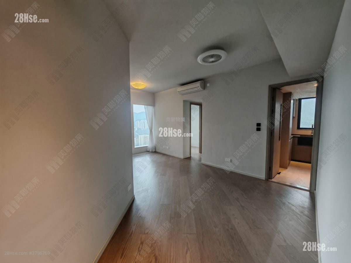 柏傲庄 售盘 3 房 754 平方尺