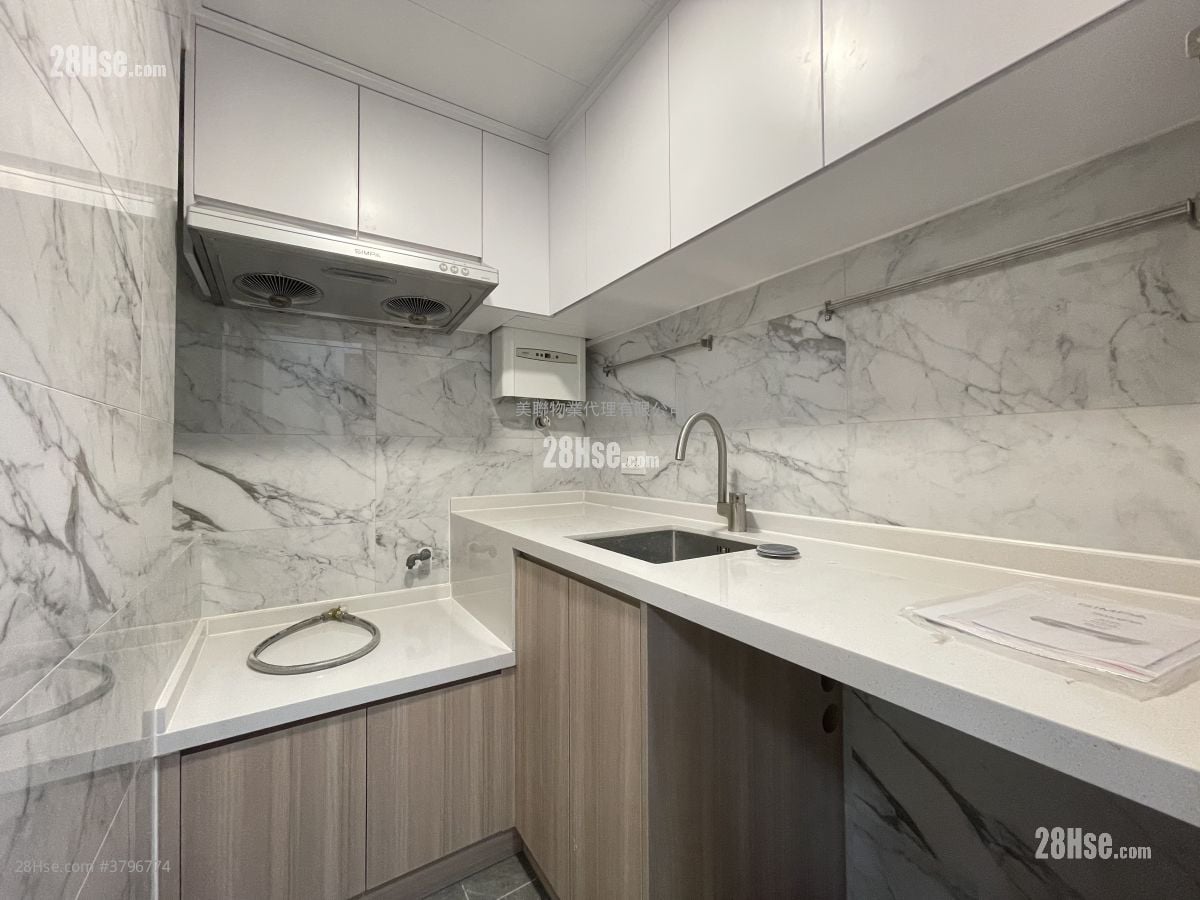 沙田中心 售盘 2 房 , 1 浴室 288 平方尺