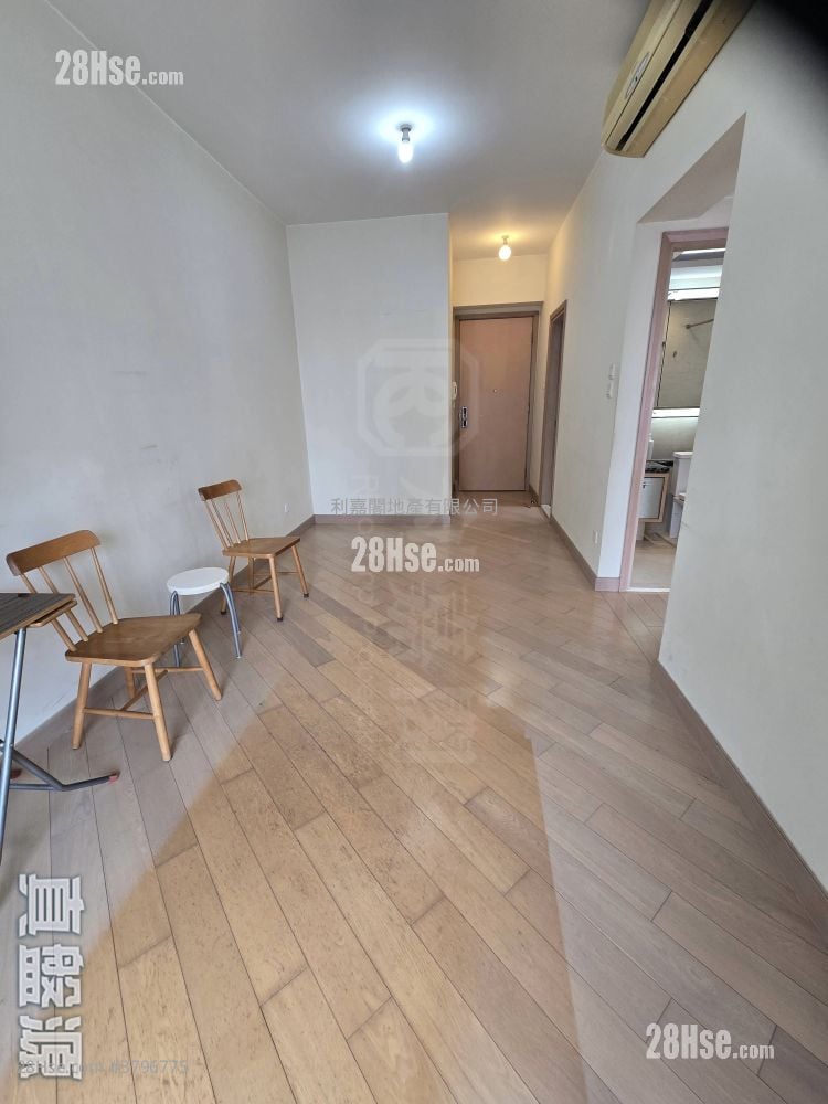 Beacon Lodge Sell 2 Bedrooms 503 ft²