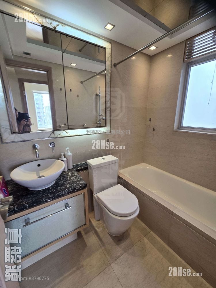 Beacon Lodge Sell 2 Bedrooms 503 ft²