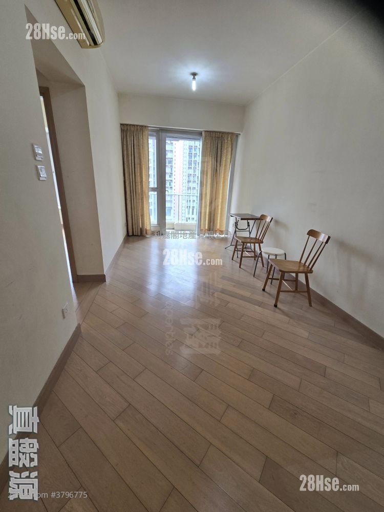 Beacon Lodge Sell 2 Bedrooms 503 ft²