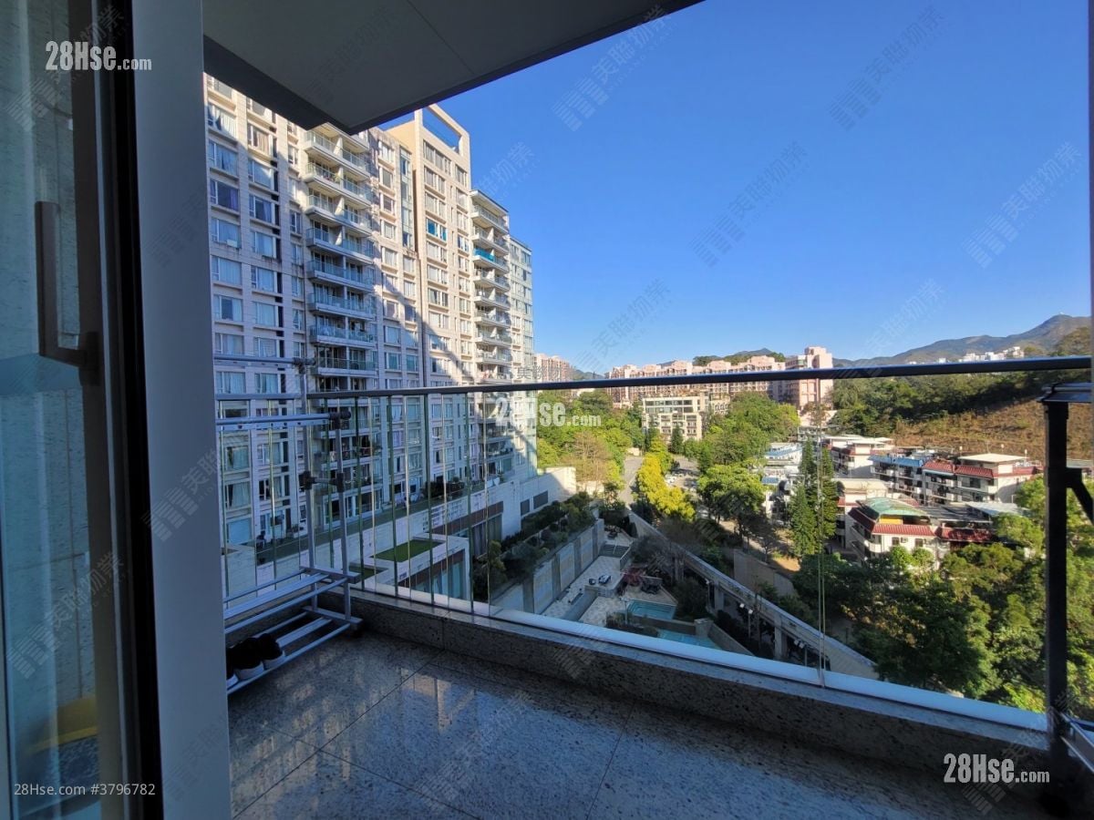 Peak One Sell 4 Bedrooms , 2 Bathrooms 1,084 ft²