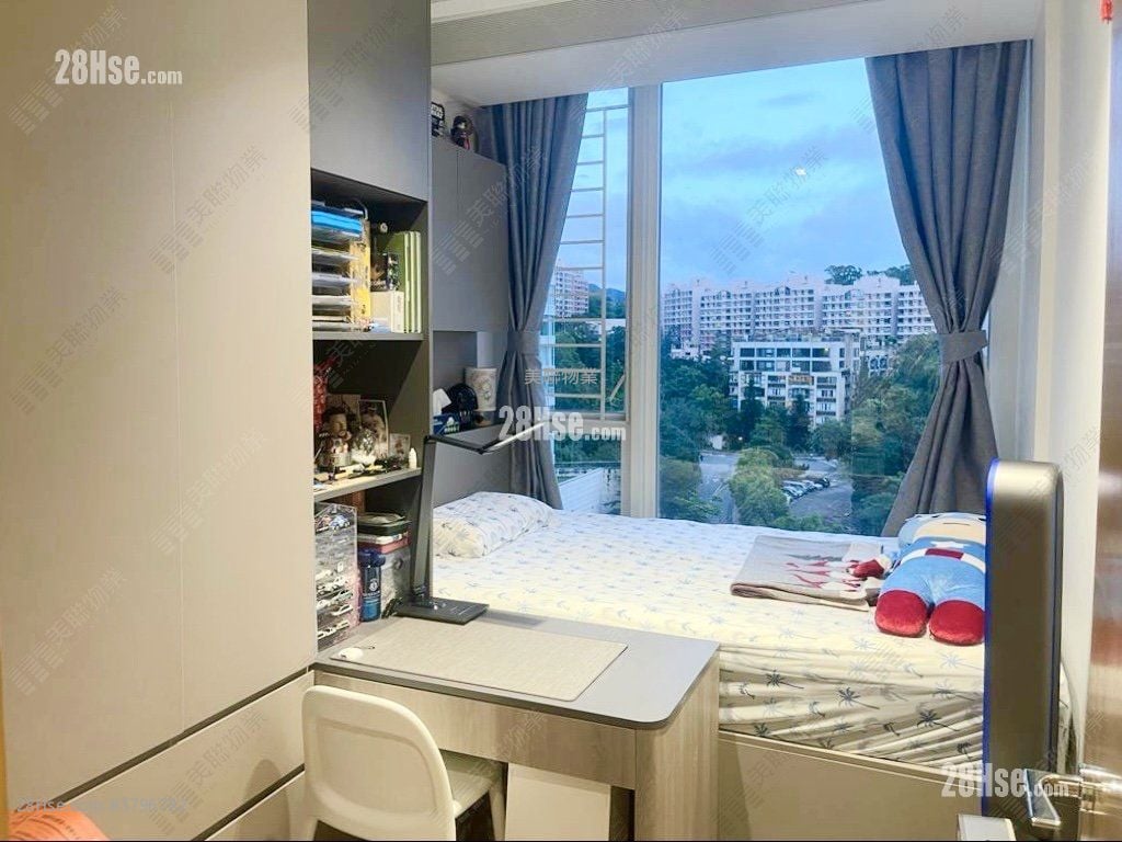 Peak One Sell 4 Bedrooms , 2 Bathrooms 1,084 ft²