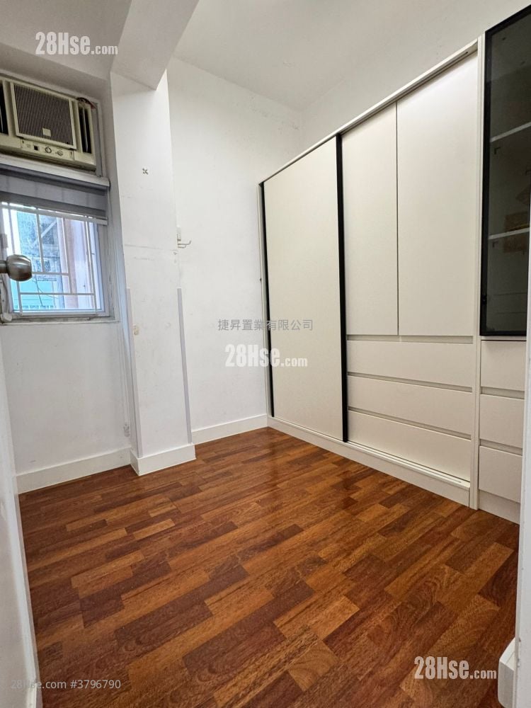 黄埔新村 售盘 3 房 , 1 浴室 425 平方尺