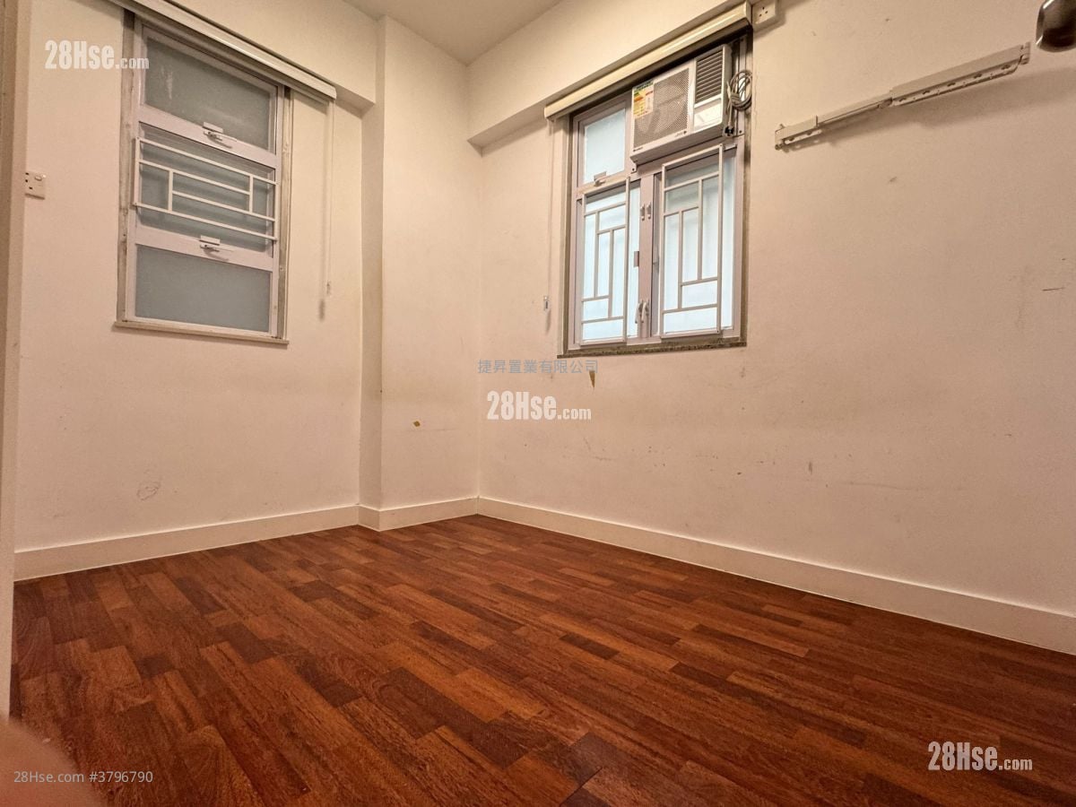 黄埔新村 售盘 3 房 , 1 浴室 425 平方尺