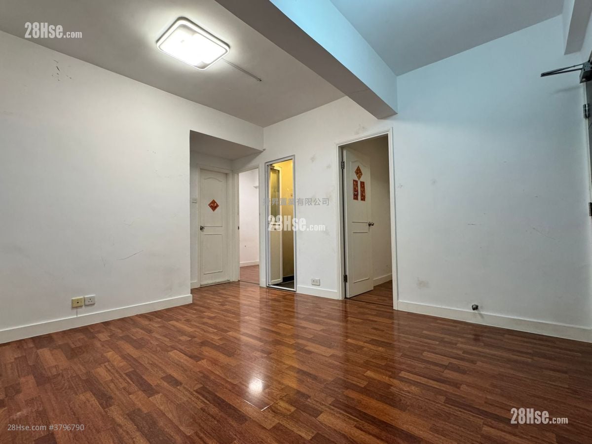 黄埔新村 售盘 3 房 , 1 浴室 425 平方尺