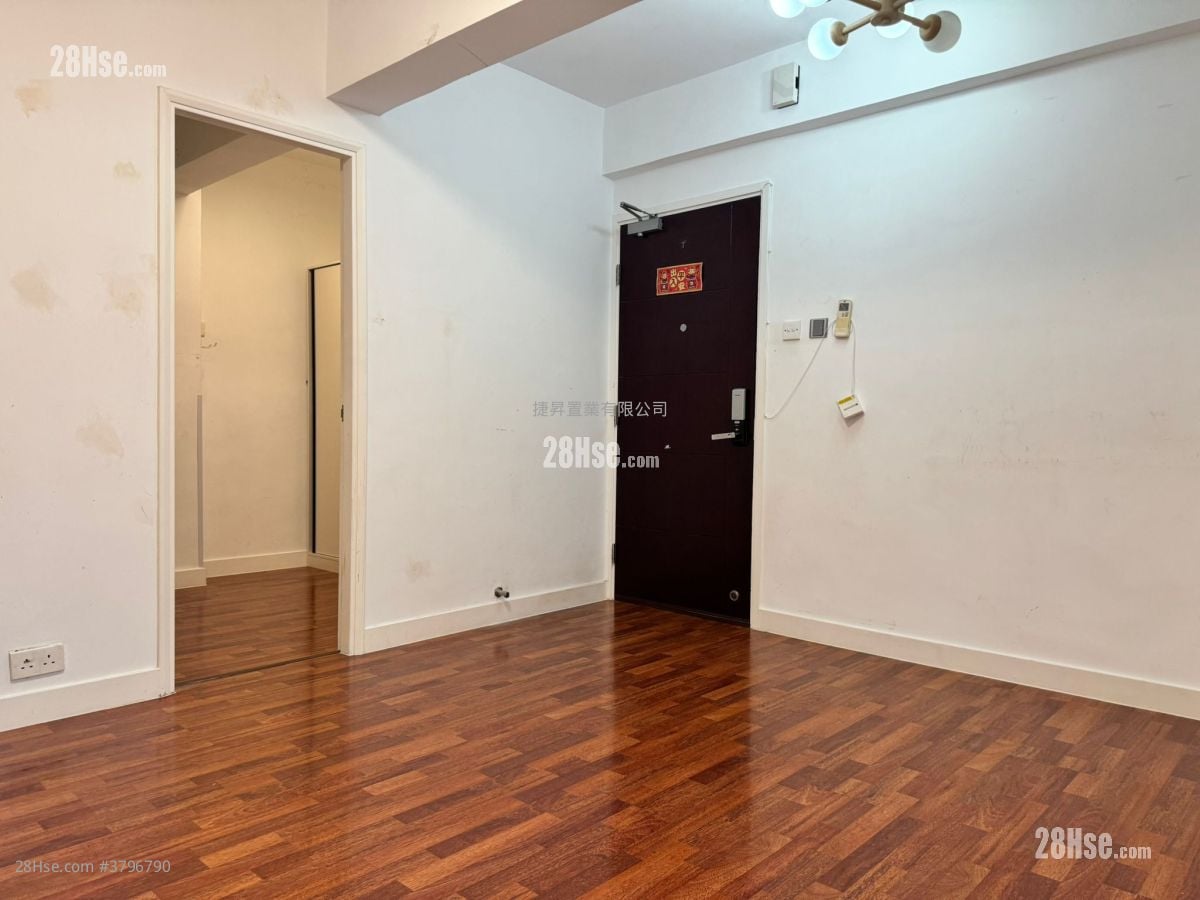 黄埔新村 售盘 3 房 , 1 浴室 425 平方尺