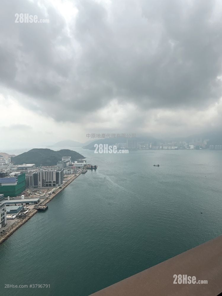 Wings At Sea Sell 3 Bedrooms , 3 Bathrooms 841 ft²