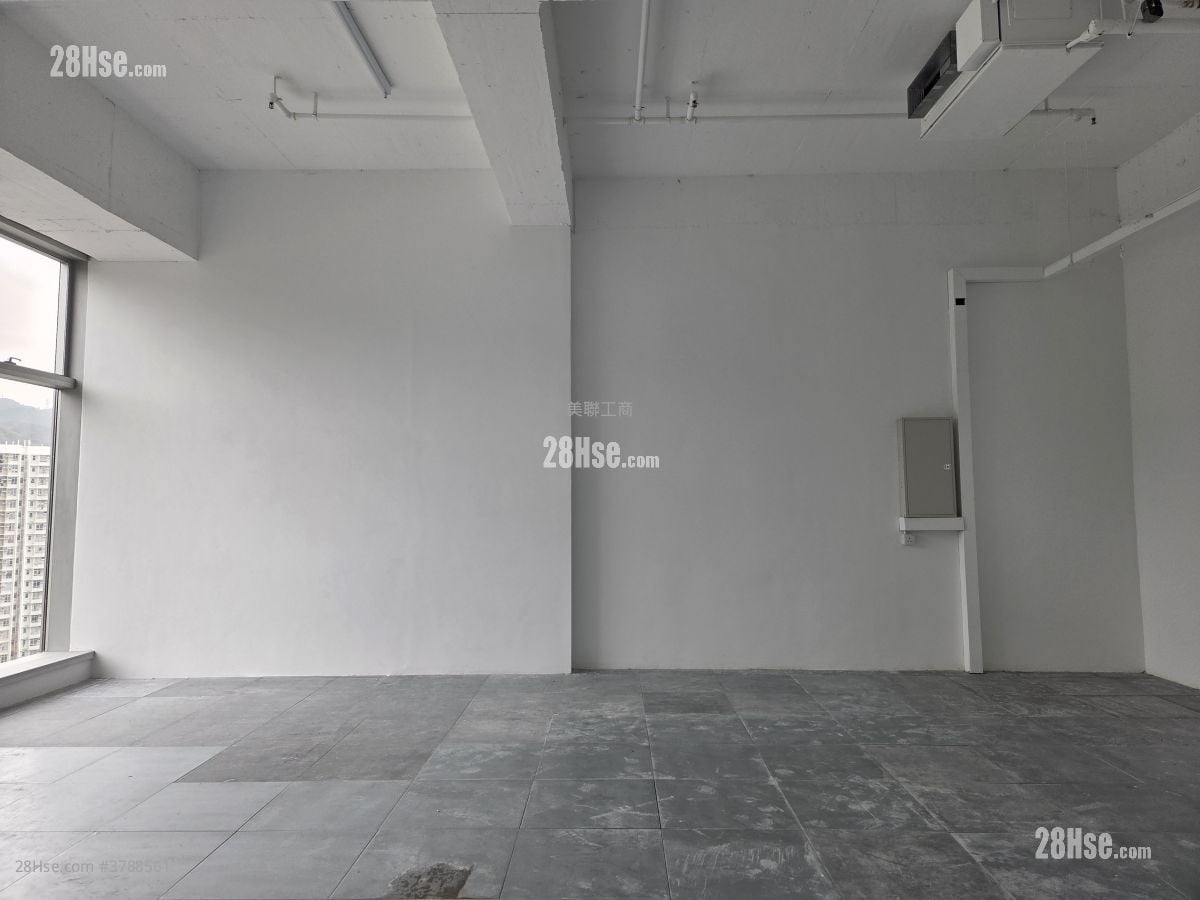 Kings Wing Plaza Sell