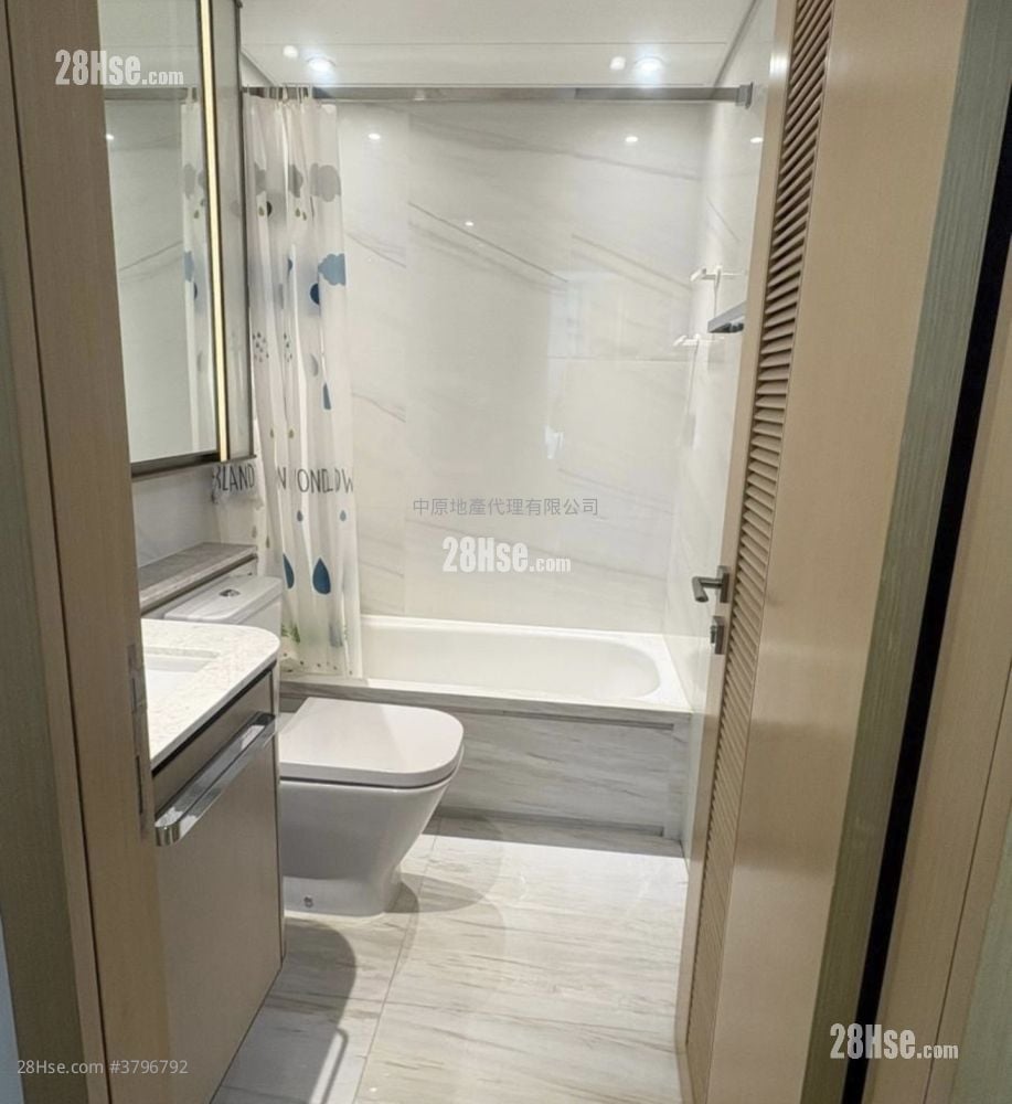 Marini Sell 2 Bedrooms , 1 Bathroom 545 ft²