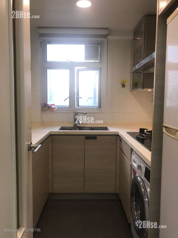 峻滢 租盘 3 房 , 2 浴室 738 平方尺