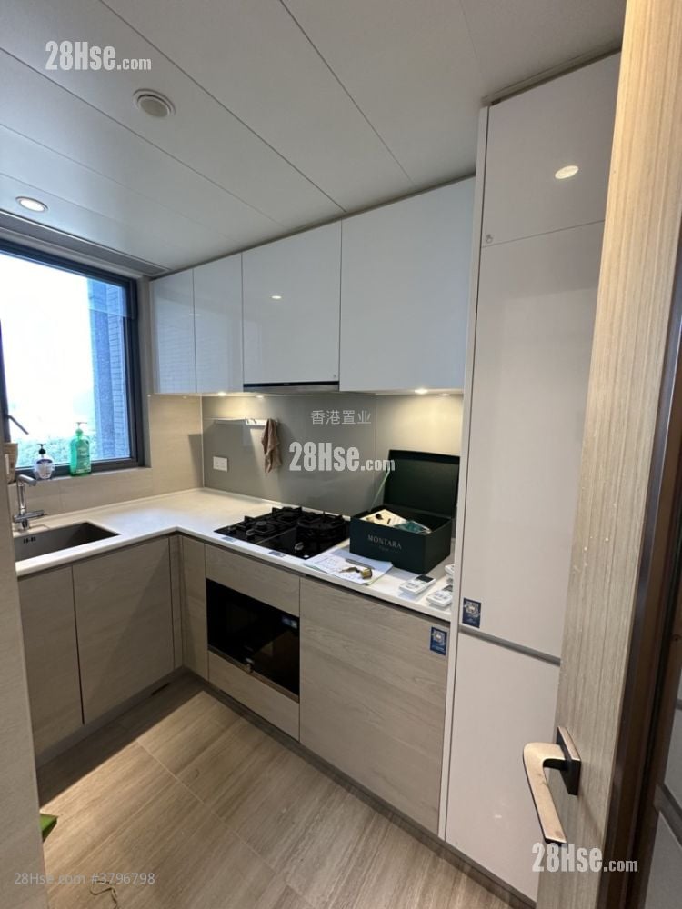 Grand Montara Sell 2 Bedrooms , 1 Bathroom 555 ft²