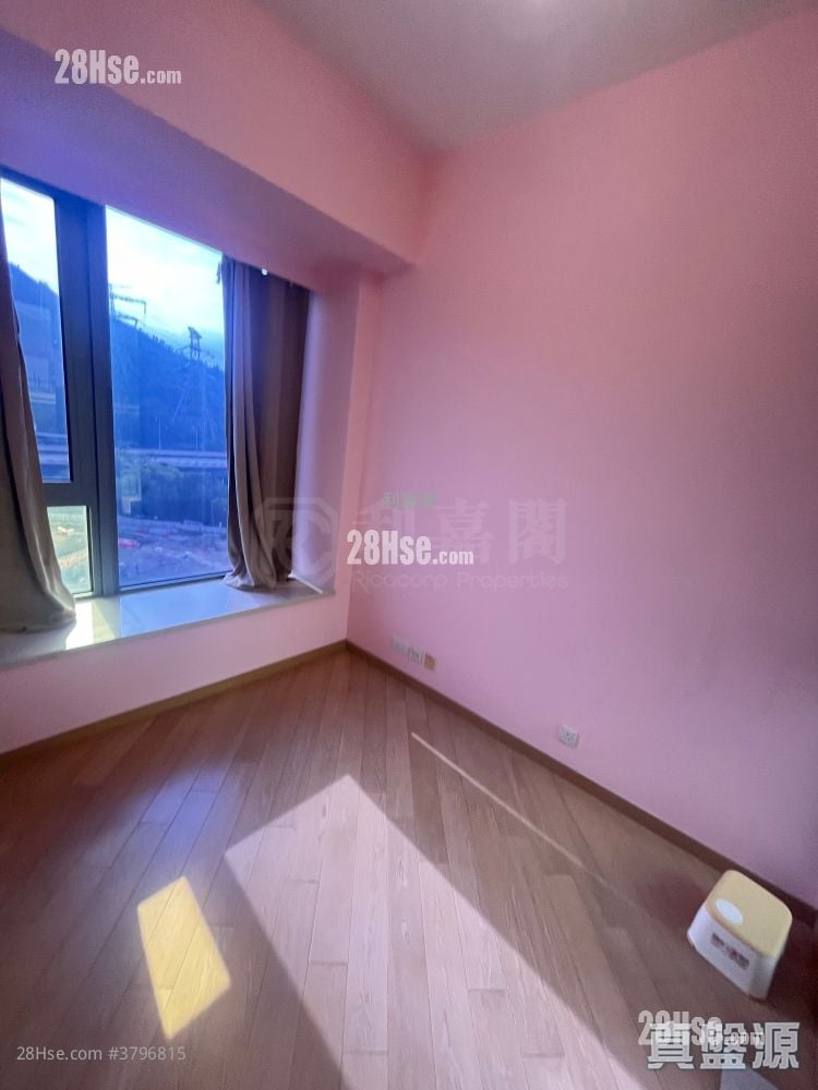 尔峦 售盘 2 房 , 1 浴室 466 平方尺