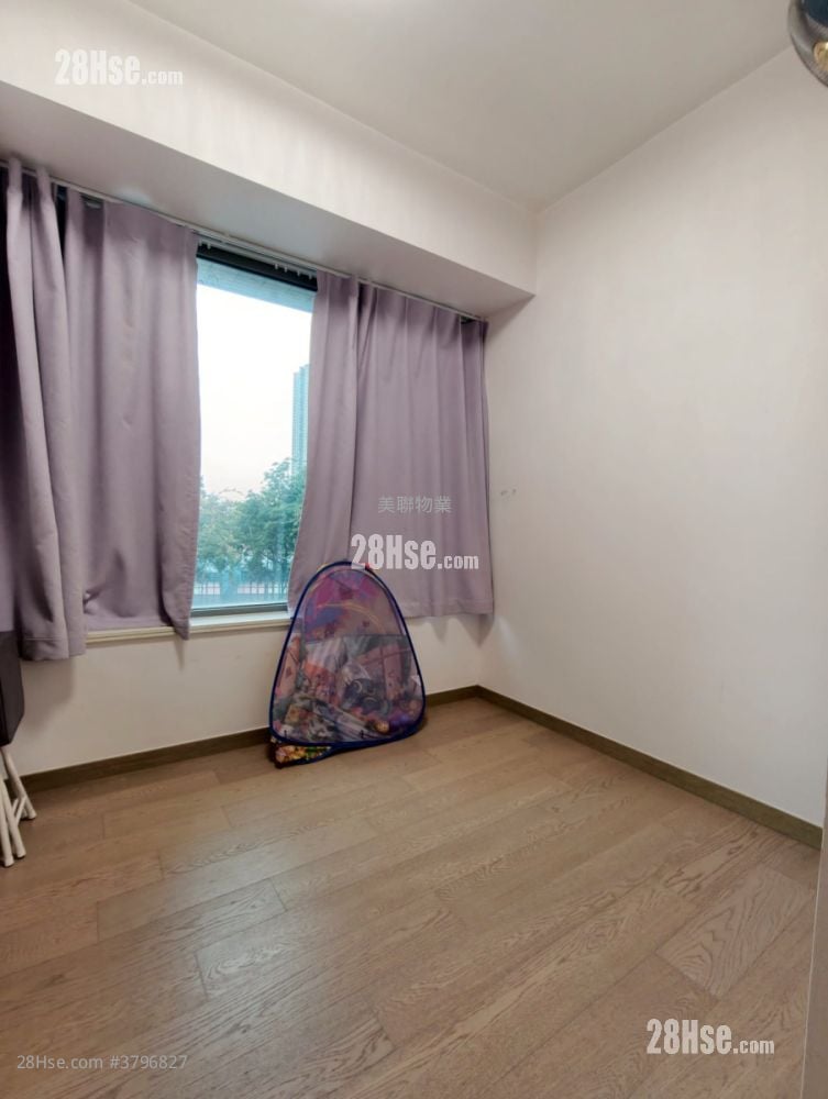 映日湾 租盘 3 房 , 2 浴室 690 平方尺