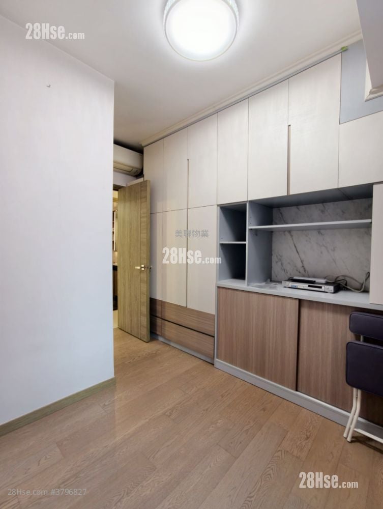 映日湾 租盘 3 房 , 2 浴室 690 平方尺