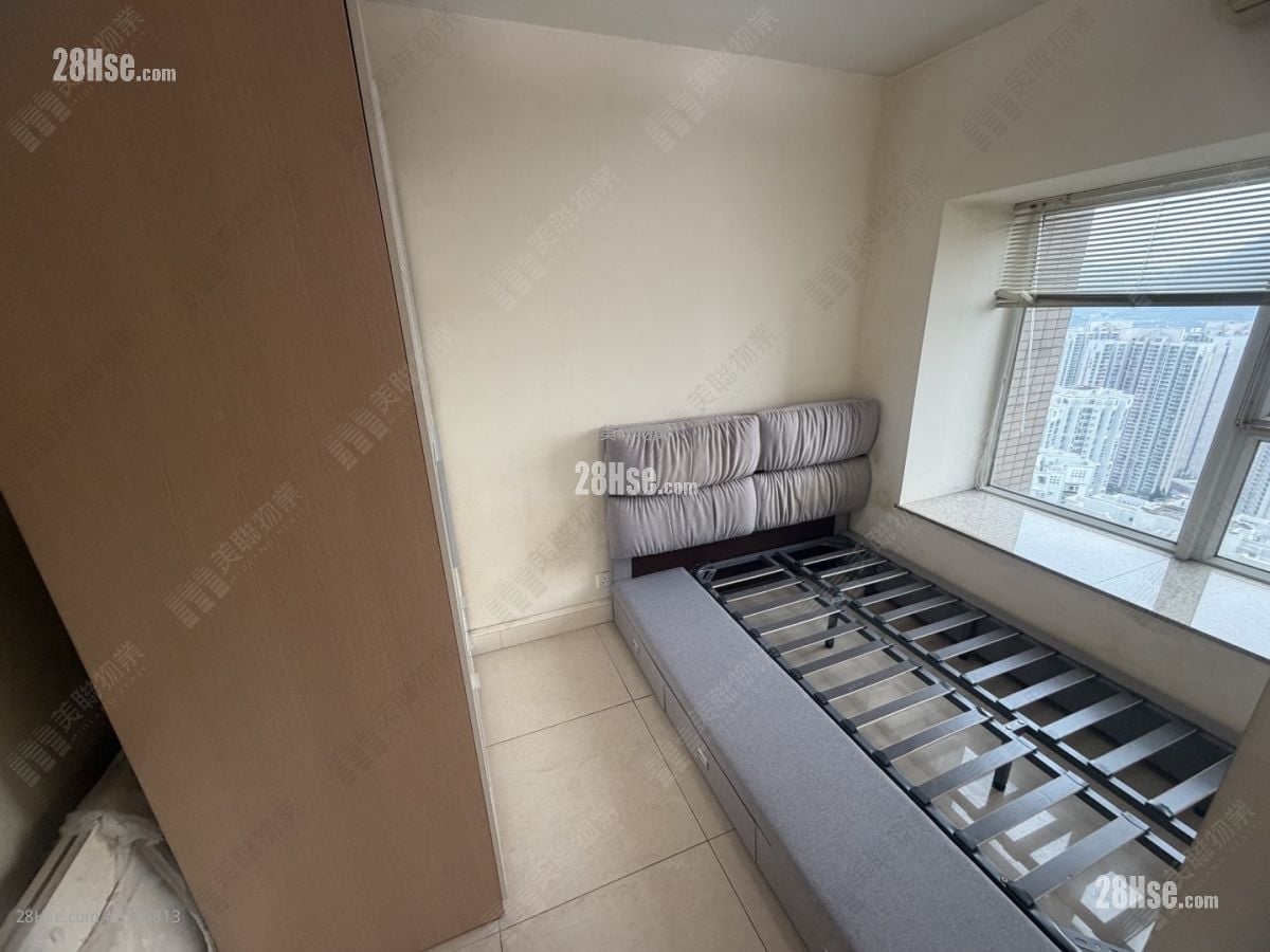 Central Park Towers Sell 2 Bedrooms 498 ft²