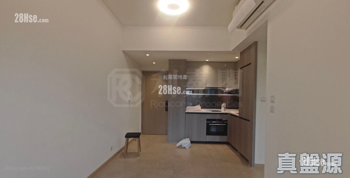 Wetland Seasons Park Rental 2 Bedrooms , 1 Bathroom 451 ft²