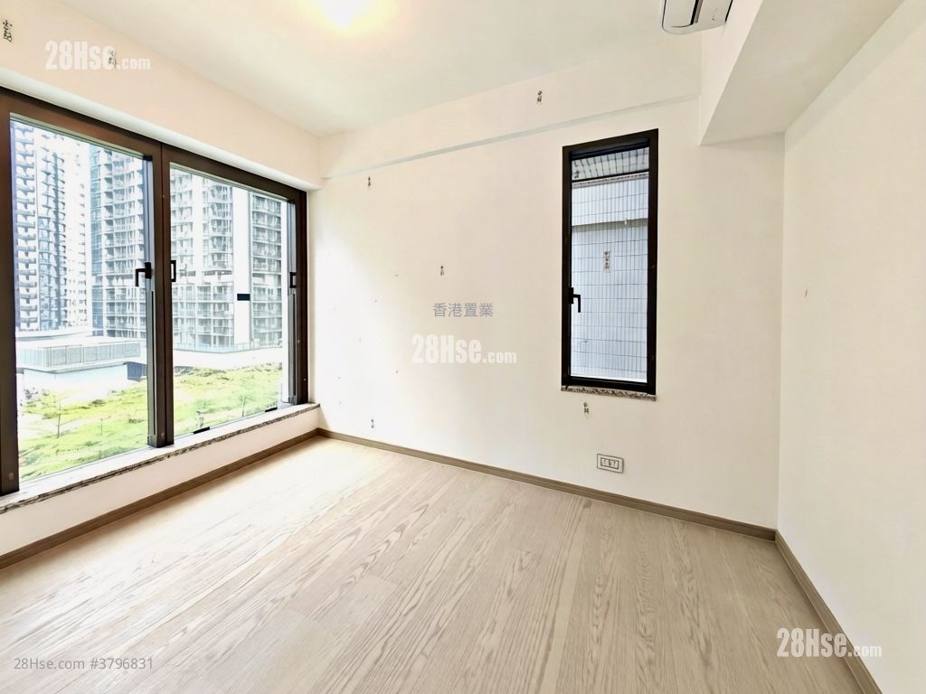 The Southside Rental 3 Bedrooms , 3 Bathrooms 773 ft²