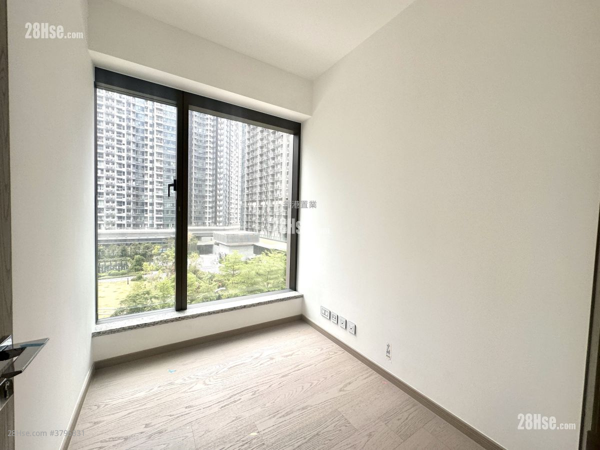 The Southside Rental 3 Bedrooms , 3 Bathrooms 773 ft²