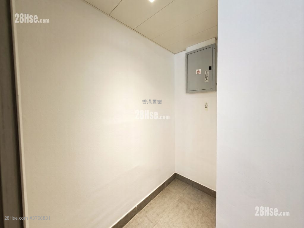 The Southside Rental 3 Bedrooms , 3 Bathrooms 773 ft²