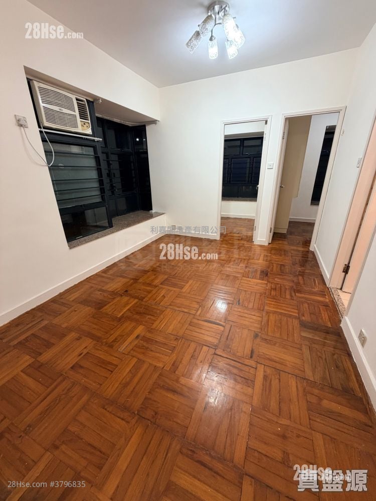 Scenery Court Sell 2 Bedrooms 369 ft²