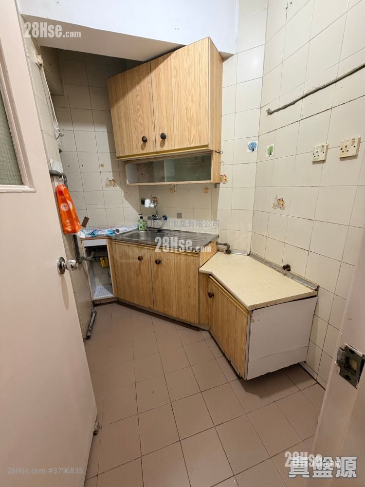 Scenery Court Sell 2 Bedrooms 369 ft²