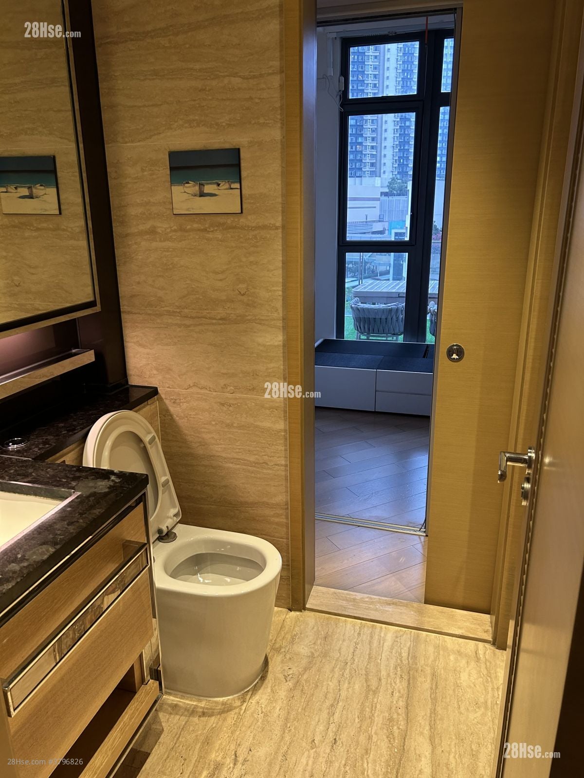 天晋 售盘 3 房 , 2 浴室 783 平方尺