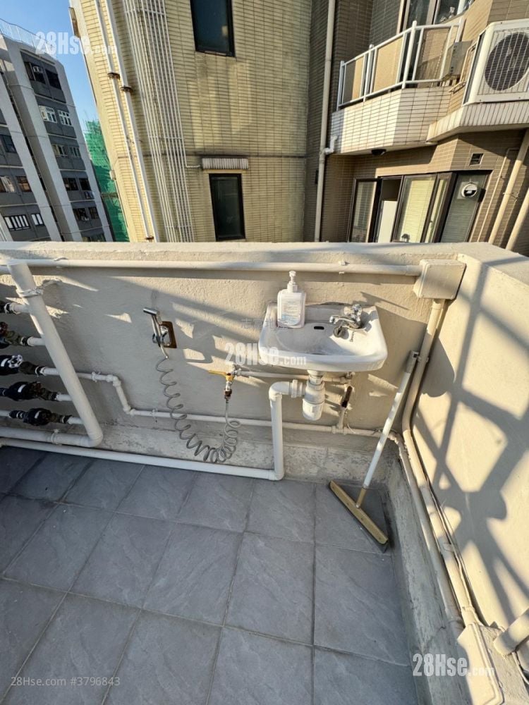 怡景大厦 售盘 2 房 , 1 浴室 465 平方尺