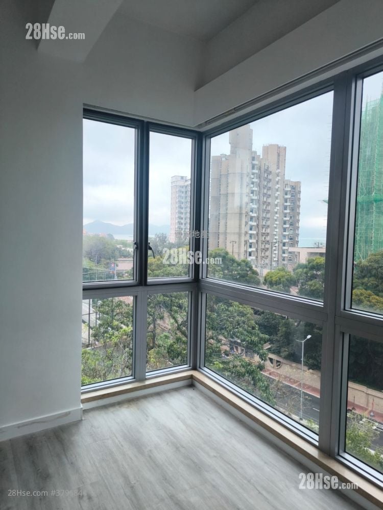 South Crest Rental 3 Bedrooms , 2 Bathrooms 928 ft²